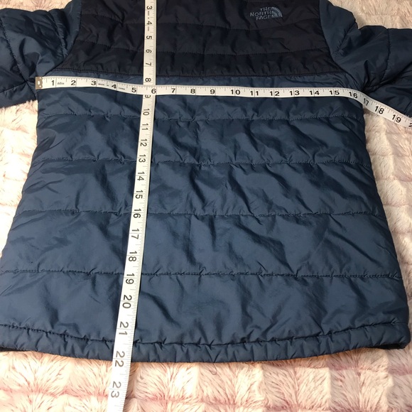The North Face Kids Puffer Jacket - Blue and Black - Picture 4 of 12